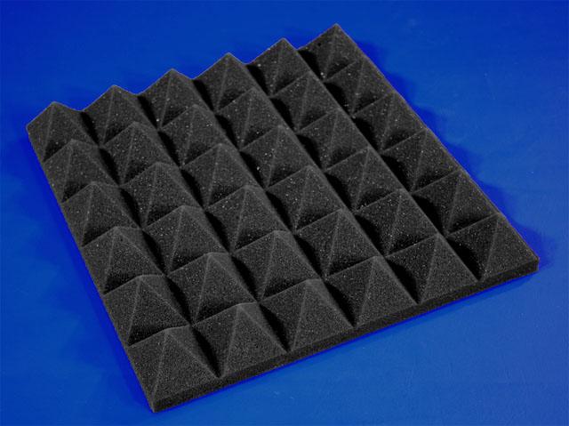 hangszigetelő szivacs piramis szürke 100x100x6cm öntapadós